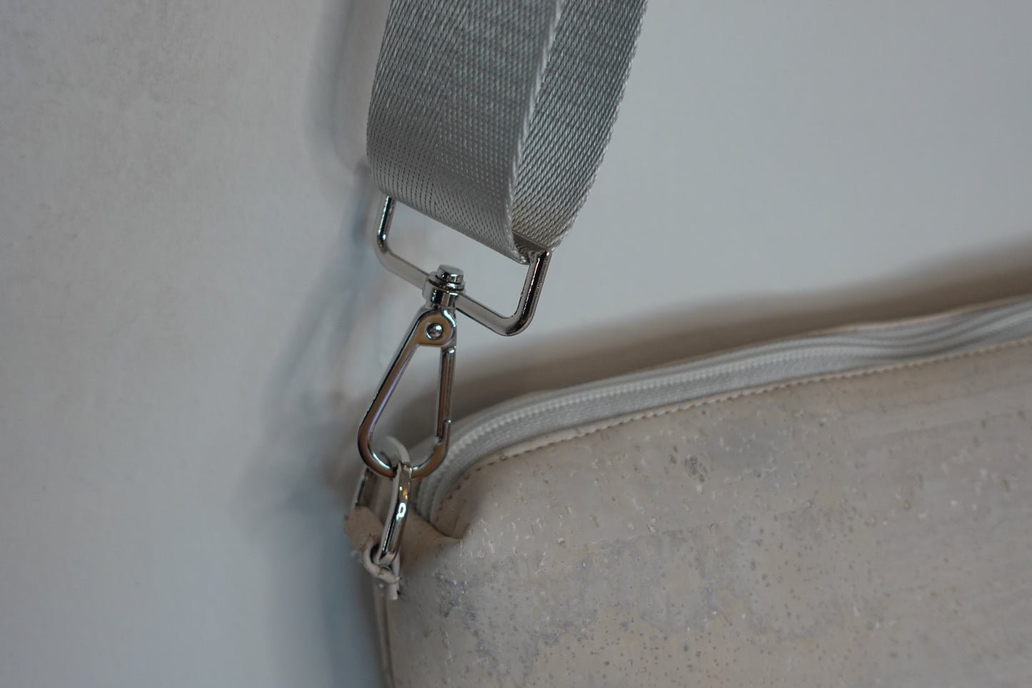 Whitewash, Crossbody